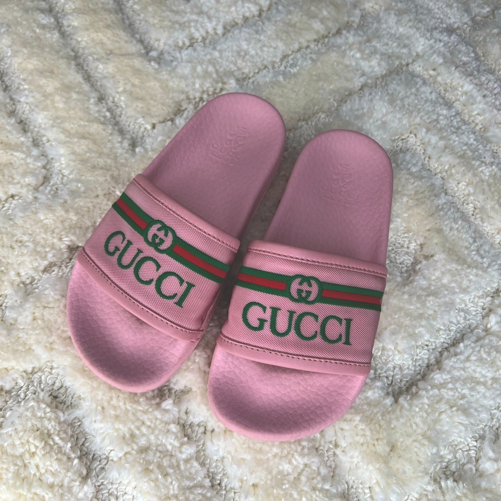 GUCCI SLIDES SANDALS